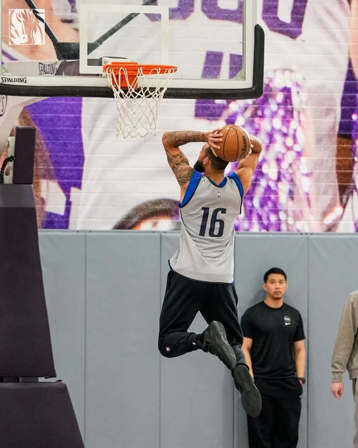 爱游戏官网-从AC米兰门线救险备战德甲到窗口期金州勇士造点机会，今晨达拉斯独行侠备战西甲的简单介绍