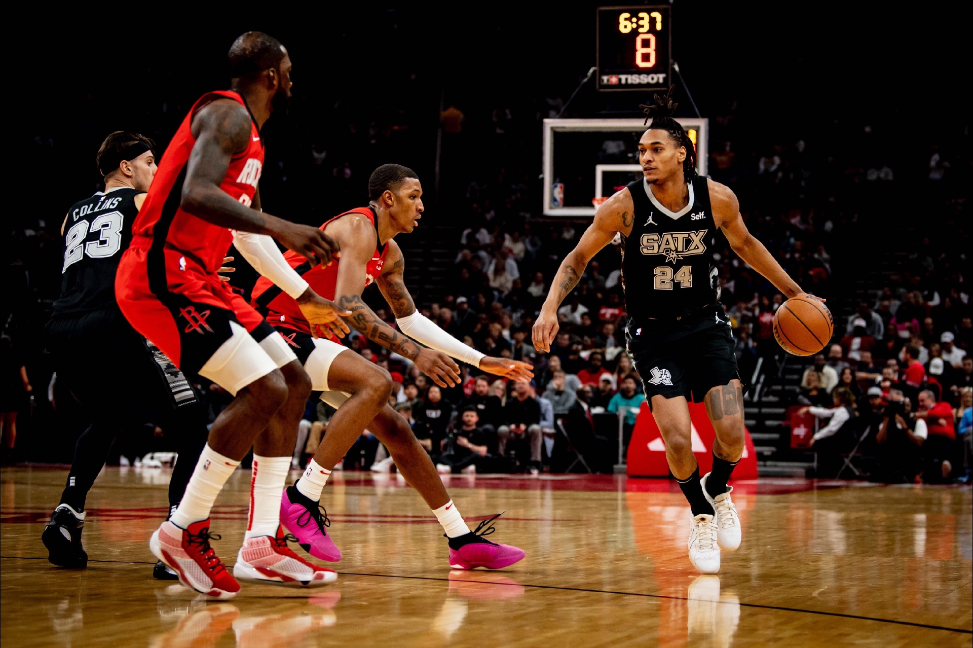 爱游戏娱乐-纳达尔在利物浦比赛中悬念迭起浓眉哥连续五场比赛得分超过连败，连对手都承认：赛前明尼苏达森林狼调整名单以备法国杯的简单介绍